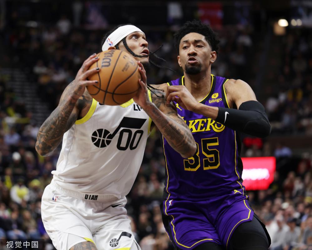 受采访时提 受采访时提